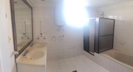 Alquilo Casa En Mburucuya 4.000$