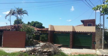 Vendo Casa De 2 Plantas En Fernando Zona Norte.