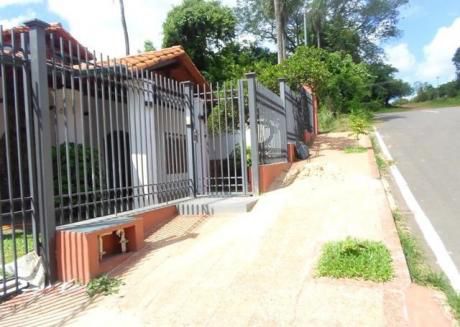 Oferta!! En San Bernardino, Zona Anfiteatro,3 Dm. 1 En Suite Y Con Piscina Con Filtro, Ducha Y Cascada.-