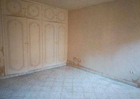 Departamento Centrico Para Oficinas Dividido En 5 Ambientes,