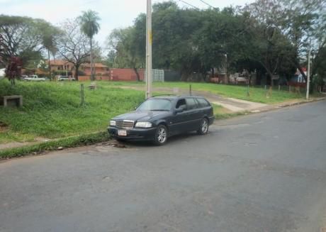Sobre Importante Avenida Alquilo Terreno Baldío De 3000 M2 De Calle A Calle