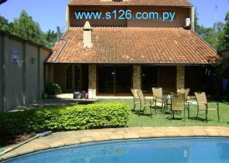 Casa En Venta En Asuncion – Herrera