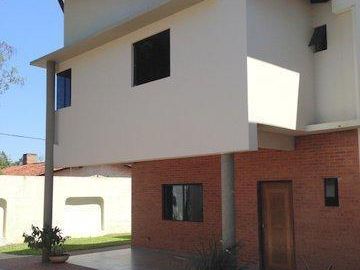 Vendo Casa En Condominio Cerrado. Lambare