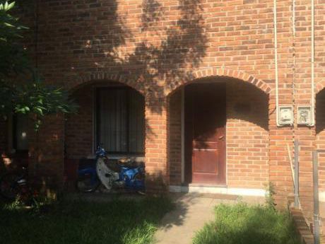 Apartamento En Alquiler En Salto, Salto