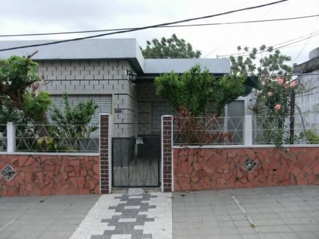 Casa En Venta En Mercedes, Soriano