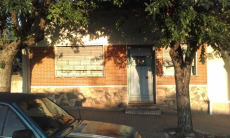 Casa En Venta En Mercedes, Soriano