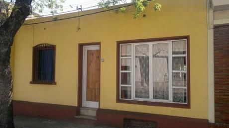 Casa En Venta En Salto, Salto