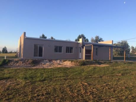 Casa En Venta En Arrayanes, Soriano