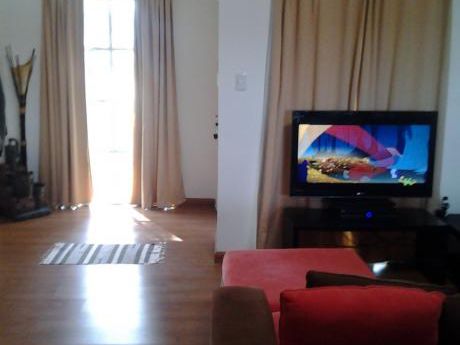 Casa En Venta En Salto, Salto