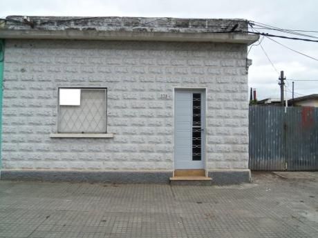 Casa En Venta En Mercedes, Soriano
