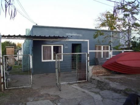 Casa En Venta En Salto, Salto