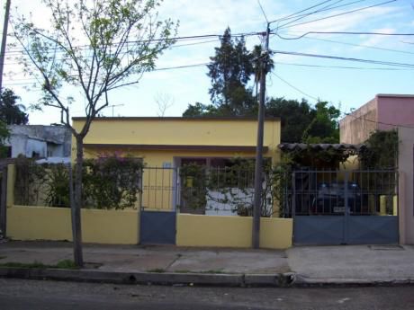 Casa En Venta En Salto, Salto