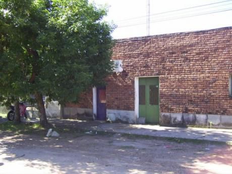 Casa En Venta En Salto, Salto