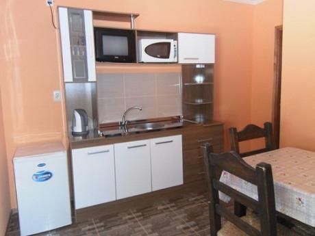Apartamento En Alquiler Turistico En Balneario Los Pinos, Colonia