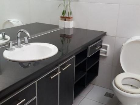 Casa En Anticretico Y\/o Venta Zona Del Urubo
