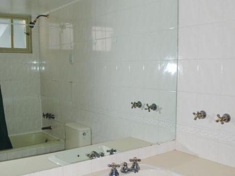 Condominio Privado De Calacoto