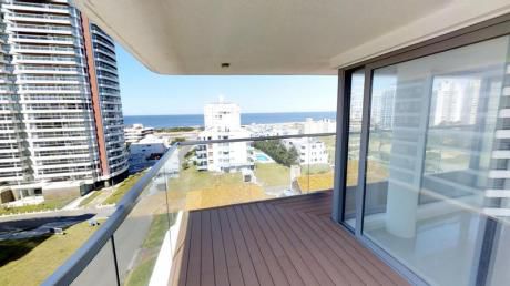 Departamento - Playa Brava