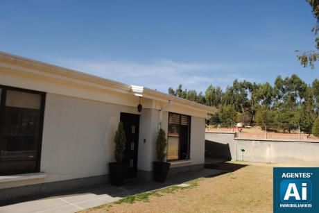 Achumani, Las Lomas
