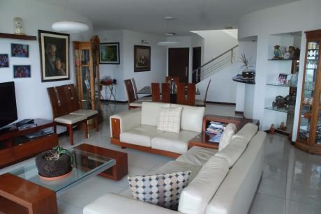 Espectacular Penthouse En Venta - Equipetrol