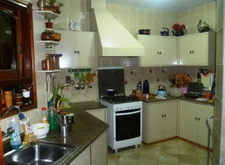 Casas En Barrio Jara