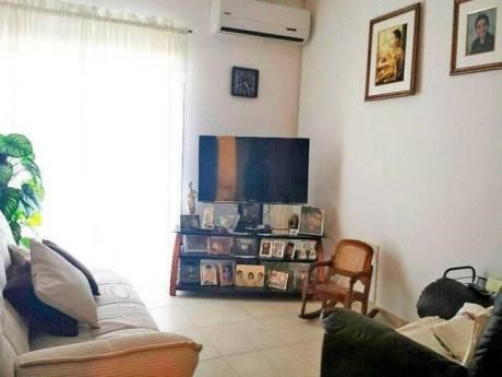 Vendo Departamento De 1 Habitación. Barrio Seminario