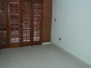 Vendo O Alquilo Hermosa Casa En Santísima Trinidad