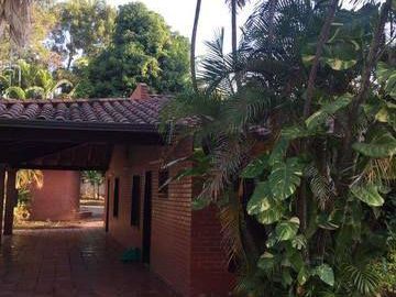 Vendo Casa En Fernando De La Mora, Zona Sur