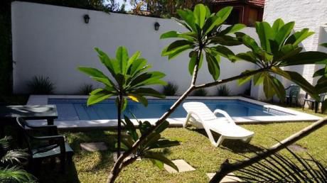 Impecable Alquilo Casa Con 4 Habitaciones Zona Colegio Santa Elena