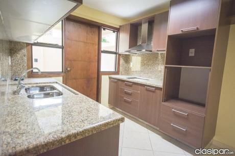 Vendo Duplex En Barrio Cerrado. Fernando De La Mora.