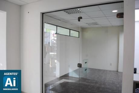 Sopocachi, Av. Sanchez Lima