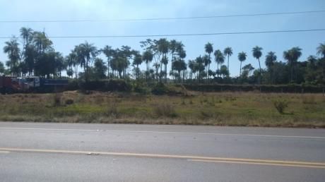 Sobre Acceso Sur - Frente Sobre Asfaltado 93,70 M - Terreno 3210 M2