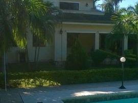 Vendo Hermosa Mansion En Zona Del Yacht - Lambare (2817m2)