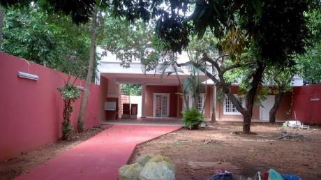Vendo Casa Recien Raparada A Nueva En Lambare