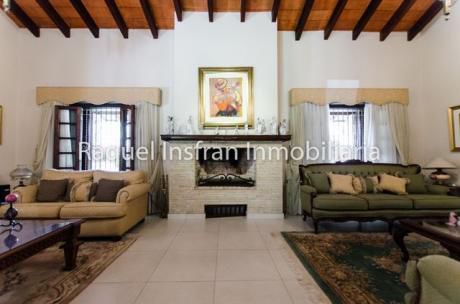 Alquilo Casa Con Dpto. En Mcal. Estigarribia