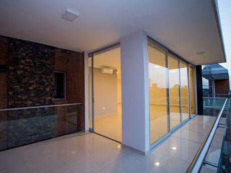 Alquilo Departamento 3 Habitaciones – Barrio Mburucuya