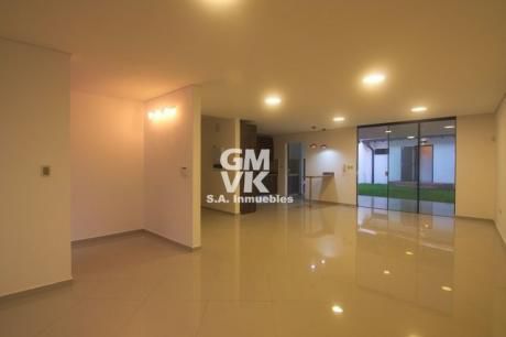 Vendo Duplex A Estrenar, Zona Yacht Y Golf Club