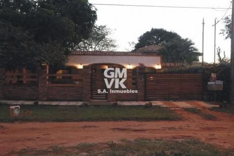 Vendo Casa Tipo Chalet En Luque