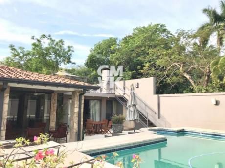 Vendo Hermosa Casa En San Bernardino A Cuadras Del Club Nautico San Bernardino