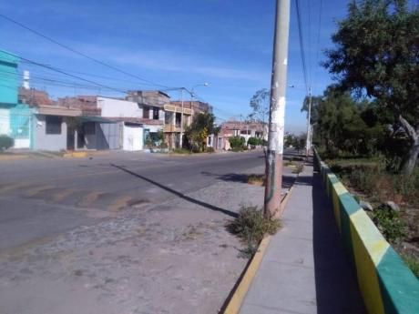 En Venta Casa Como Terreno - Paucarpata