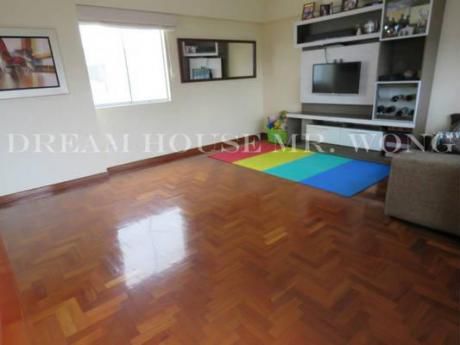 Venta De Moderno Dpto. Duplex Bien Iluminado 4to Piso En San Borja
