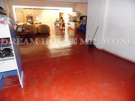 Venta De Amplia Casa C/ Local Bien Distribuida En Huaral