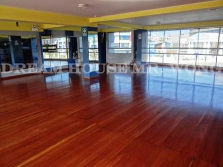 Venta De Amplio Local Comercial A Unas Cuadras Del Centro De Chiclayo