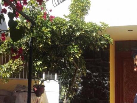Oportunidad¡se Vende Bonita Casa En Zamacola Con Buena Ubicación.