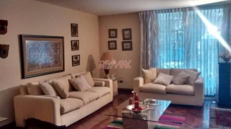 Linda Casa En Venta - Ubicada En Una De Las Mejores Zonas Residenciales