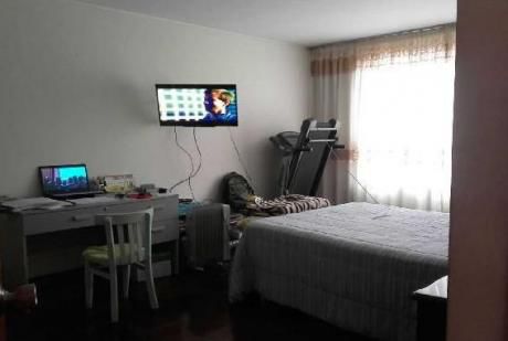 Casa En Monterrico, Se Vende Como Terreno.