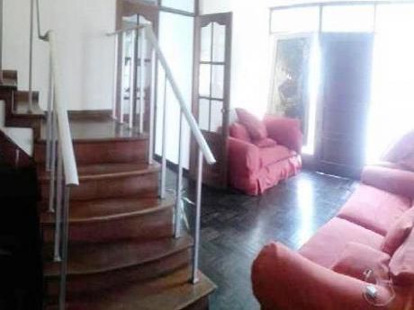 Casa En San Borja, Zona Residencial Y Segura.