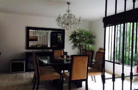 Excelente Casa En Condominio, Ubicado En Sol De La Molina.