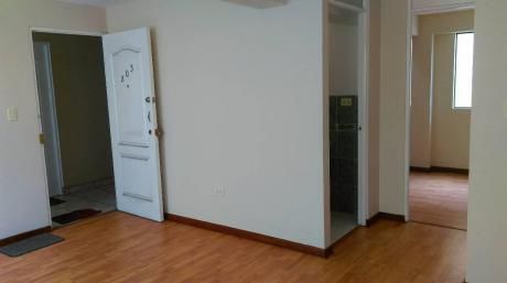 Lindo Departamento Cerca A Toda Clase De Servicios!