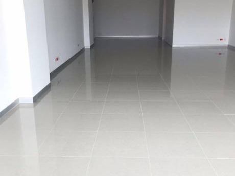 Alquiler De Oficina Implementada - Jesús María, Límite Con San Isidro