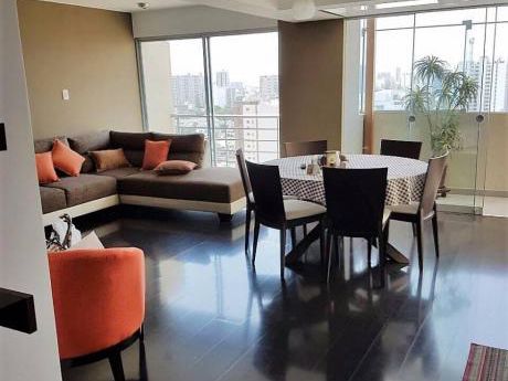 Hermoso Triplex Ubicado En Excelente Zona De Lince Límite Con San Isidro